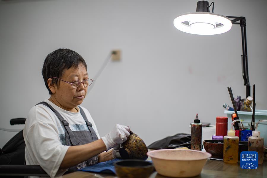 强的棋牌类手